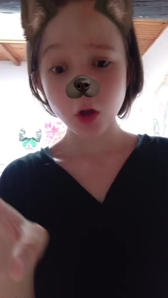 @Emiii