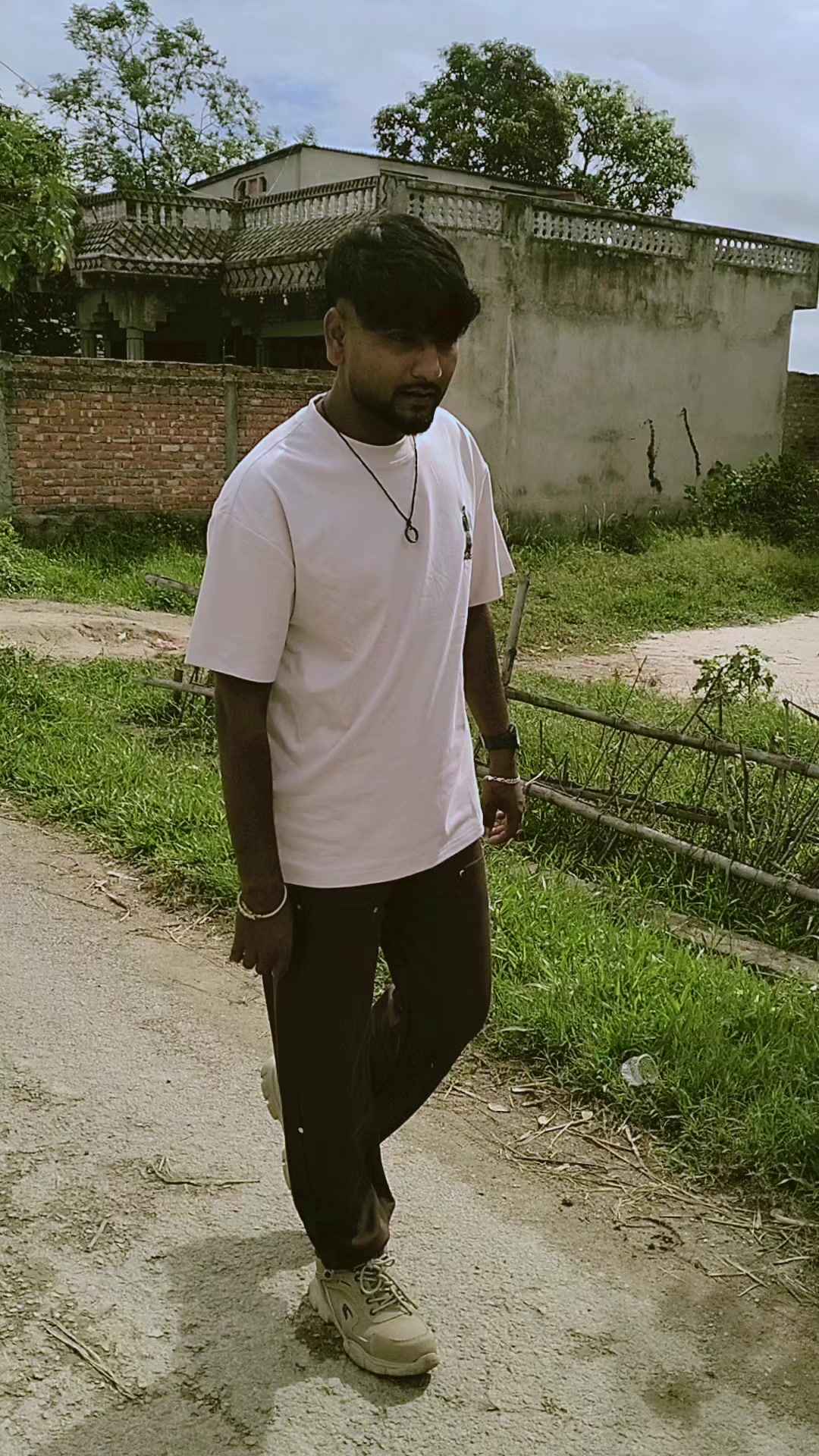 @chaurasiya...❣️😘boiiiiii👑👑