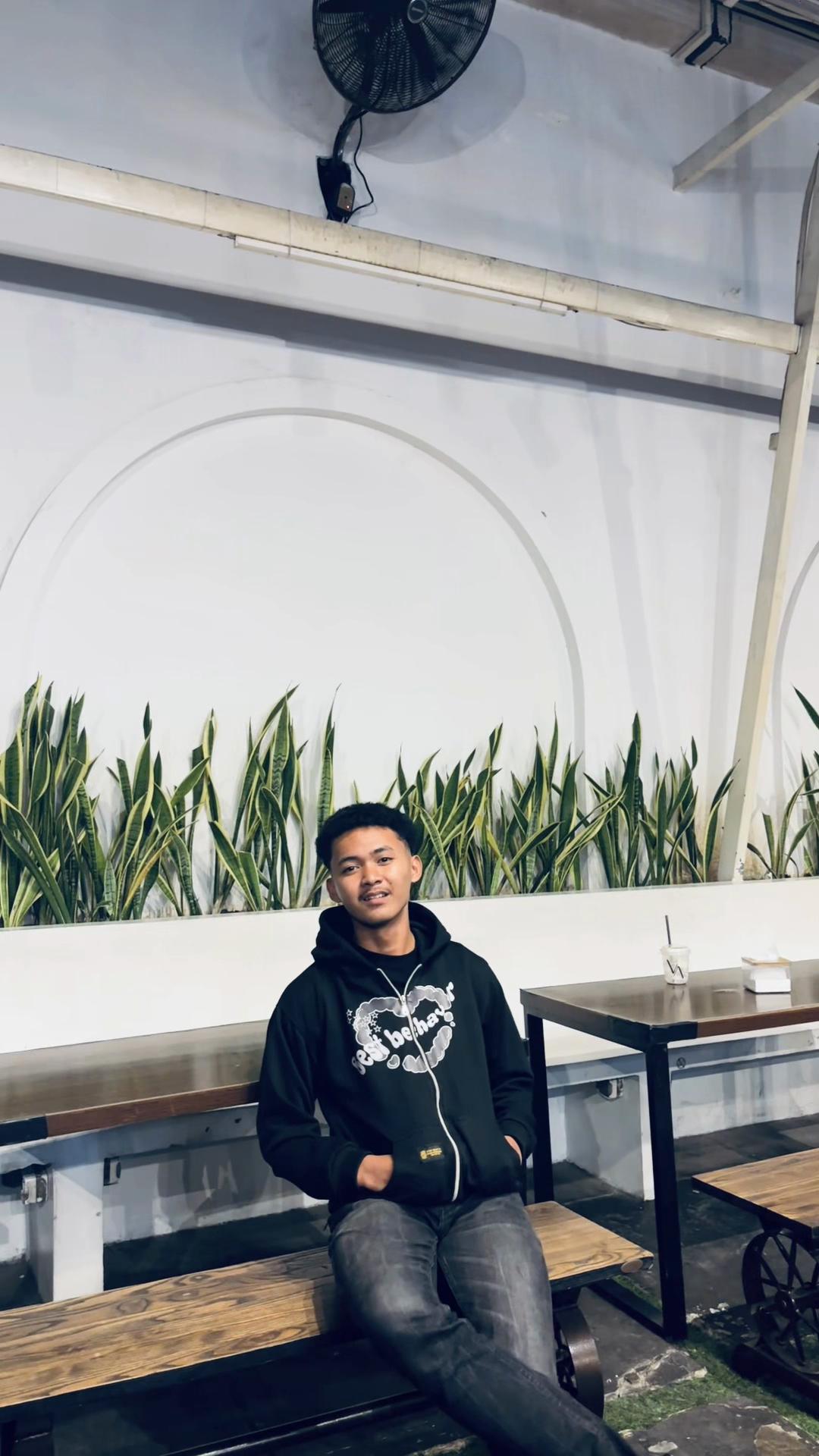 @4ryoooo_