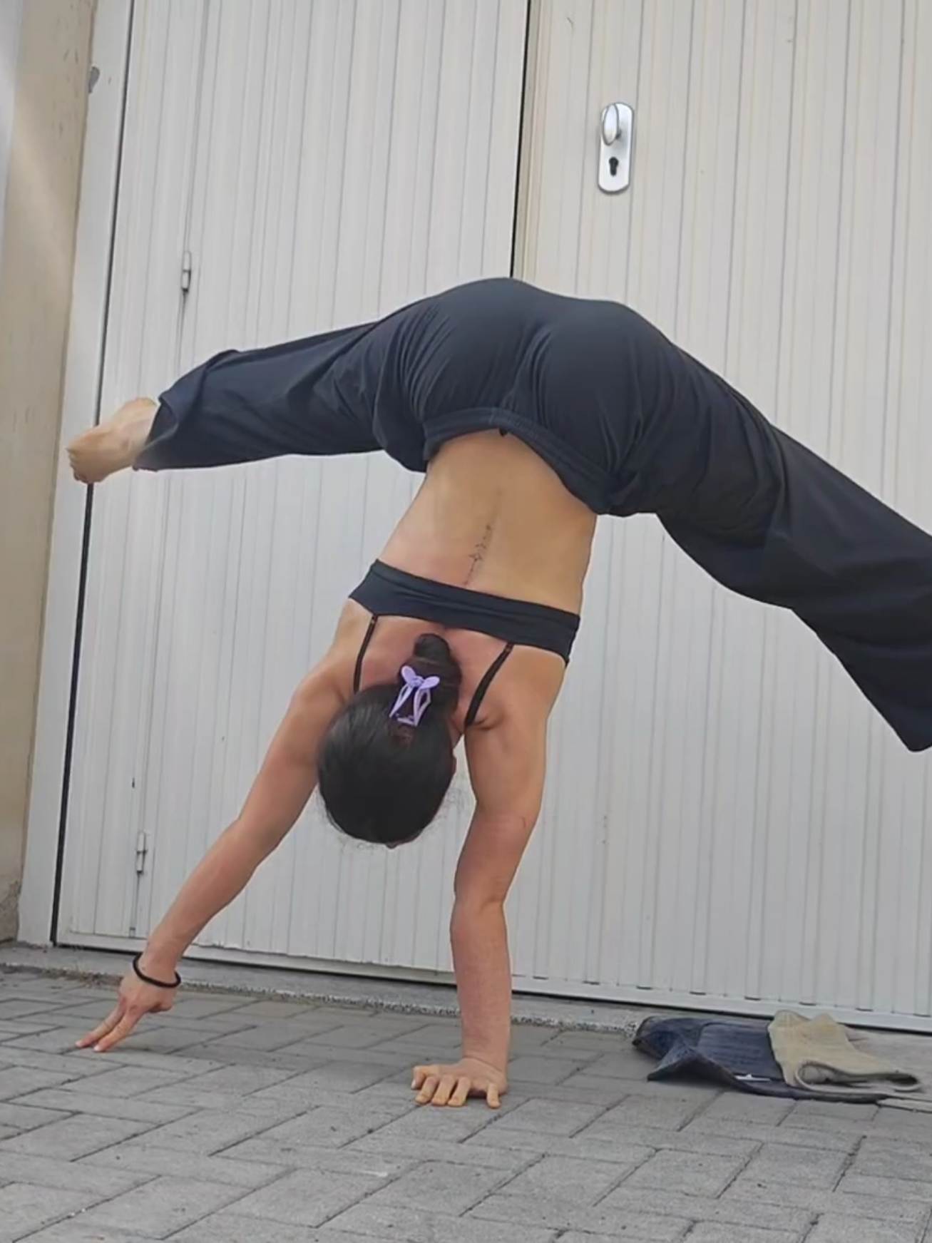 @acrobatic___