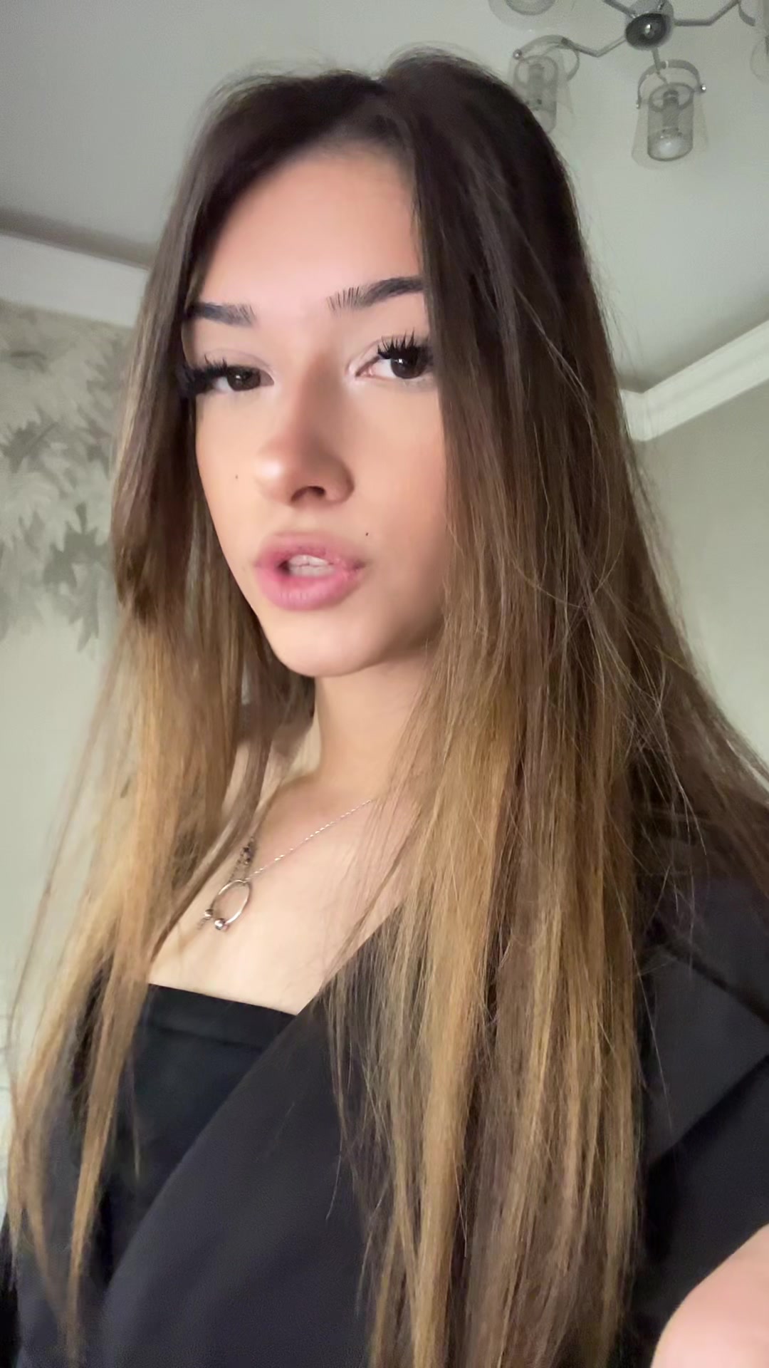 @LIL TESSA
