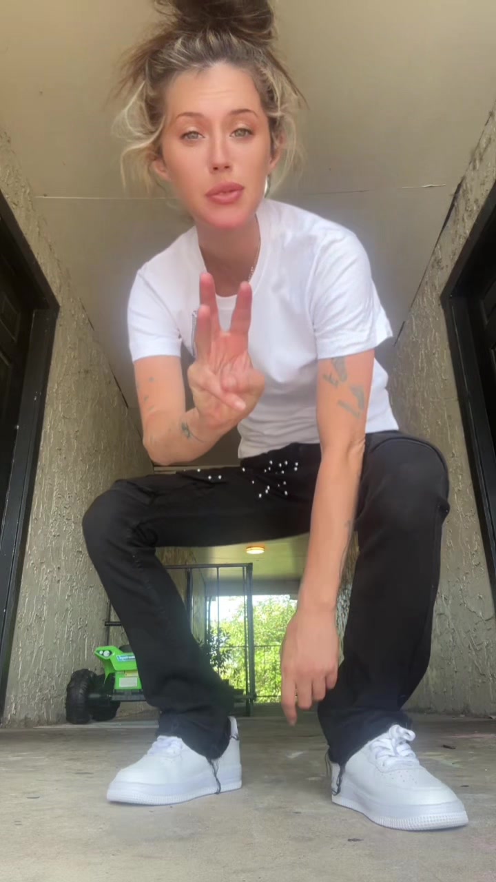 @IttyBittyTricia