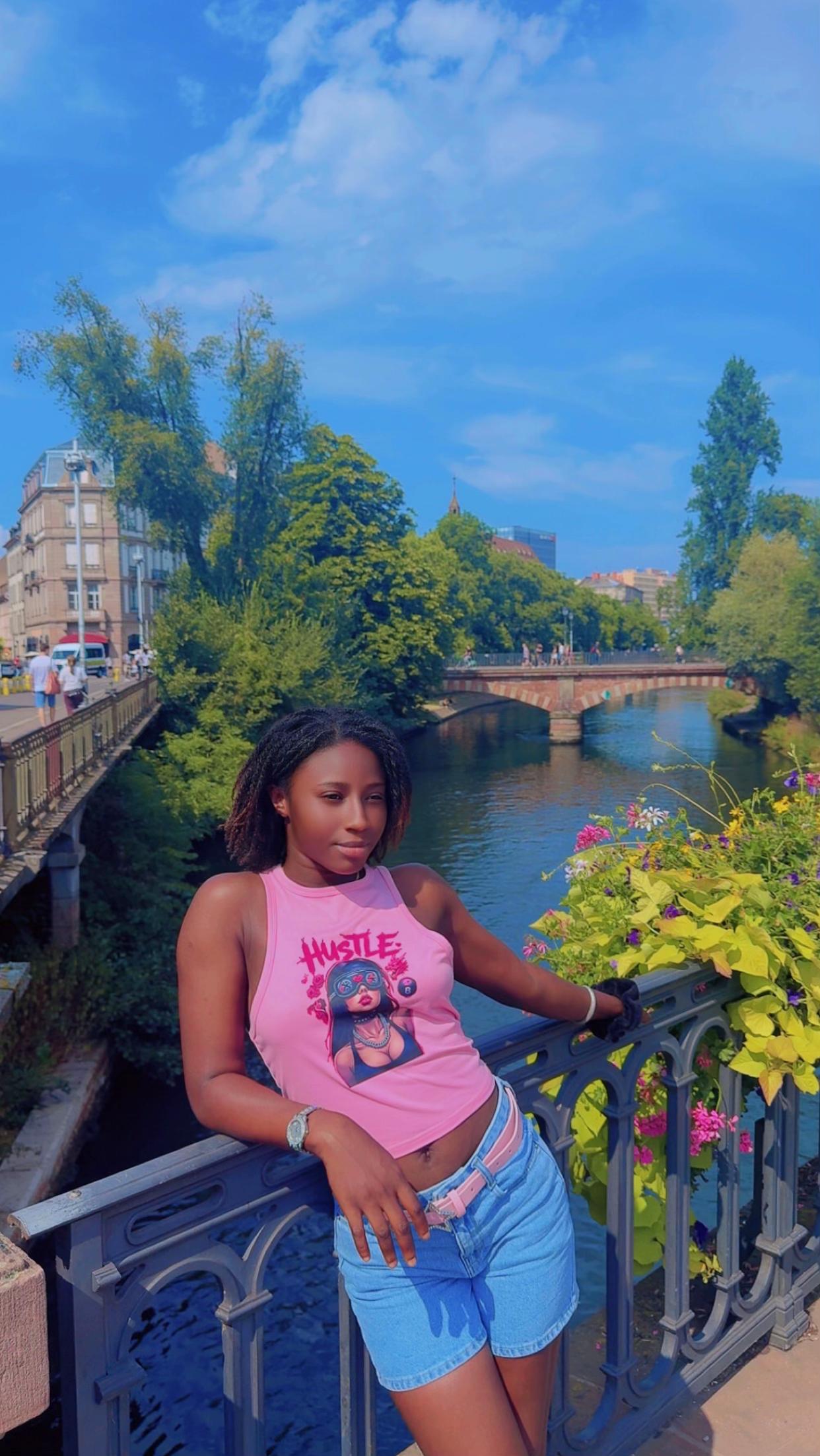 @PrettyAisha🥰❤️
