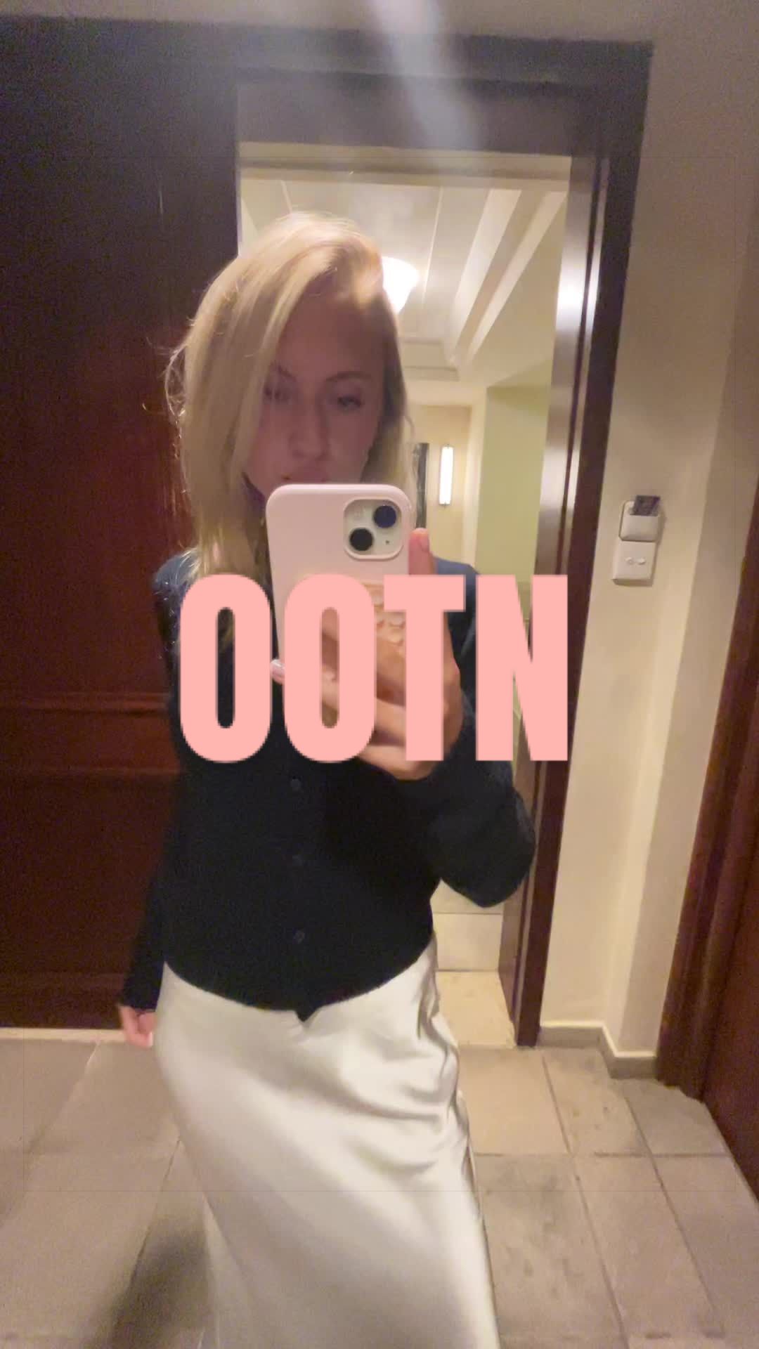@LILLY MARIE