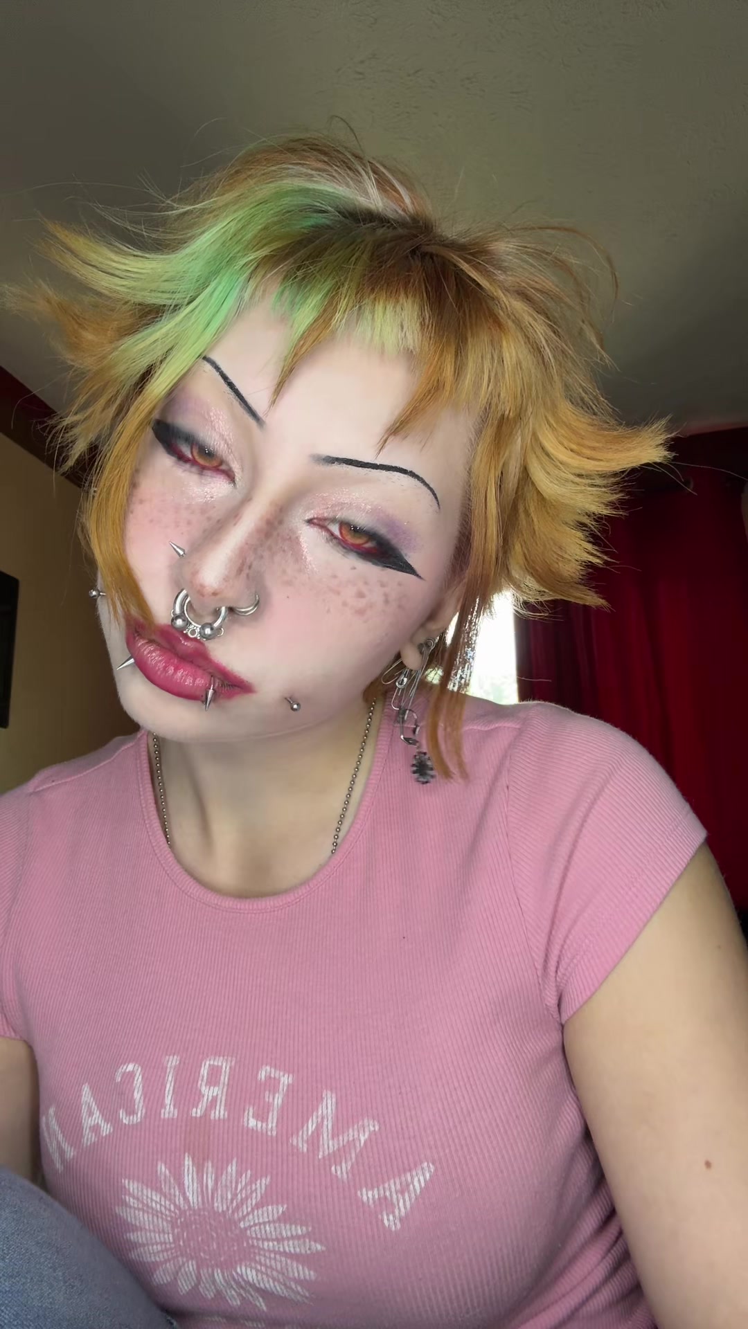 @fawna 🖤🖤🦷