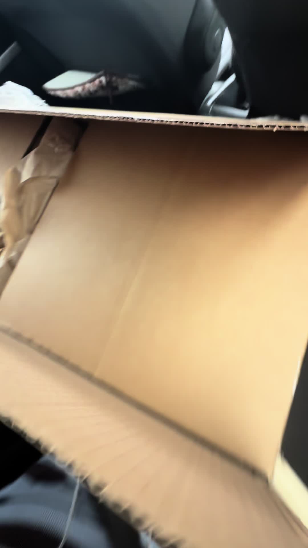 @🫰🏼