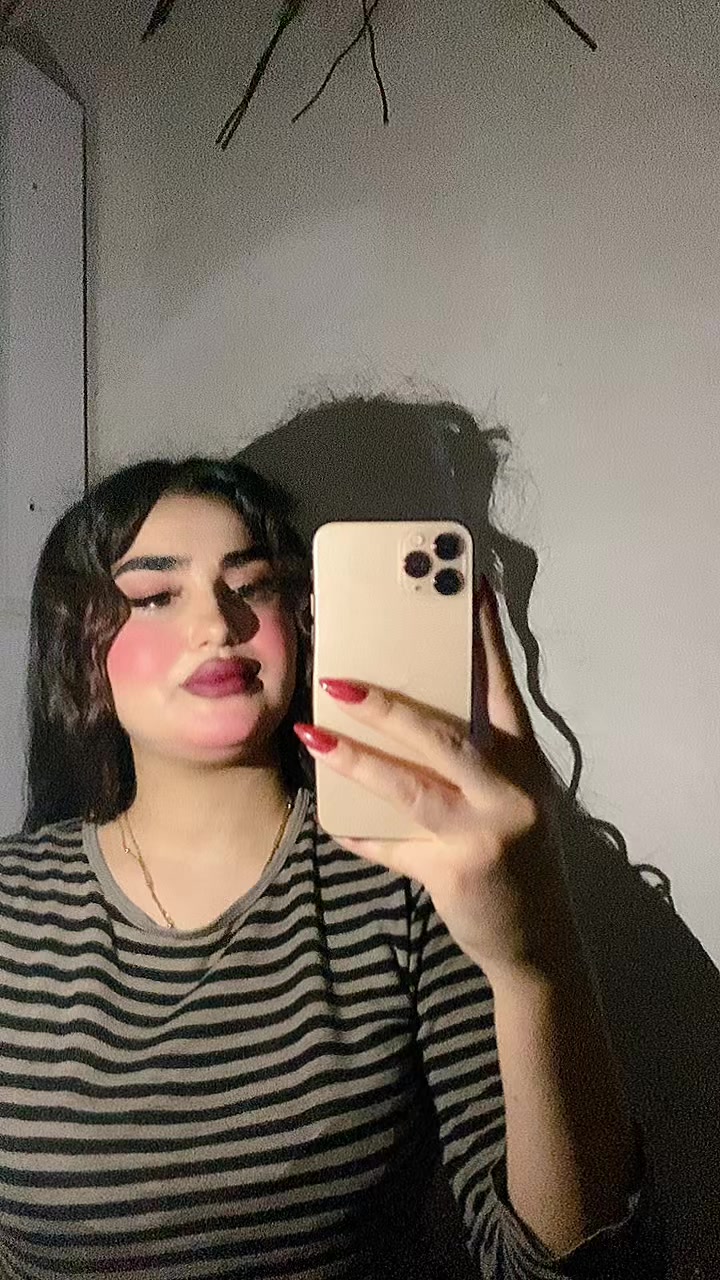 @Sarina._.k_h