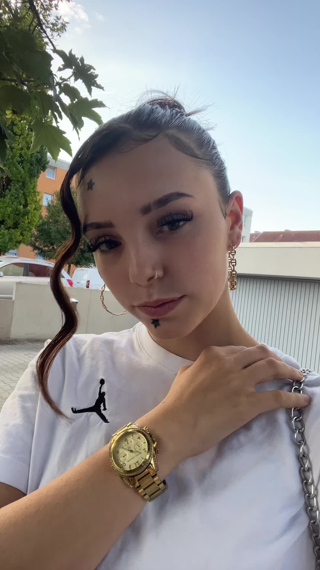@𝓳𝓮𝓷𝓷𝔂🎧☁️