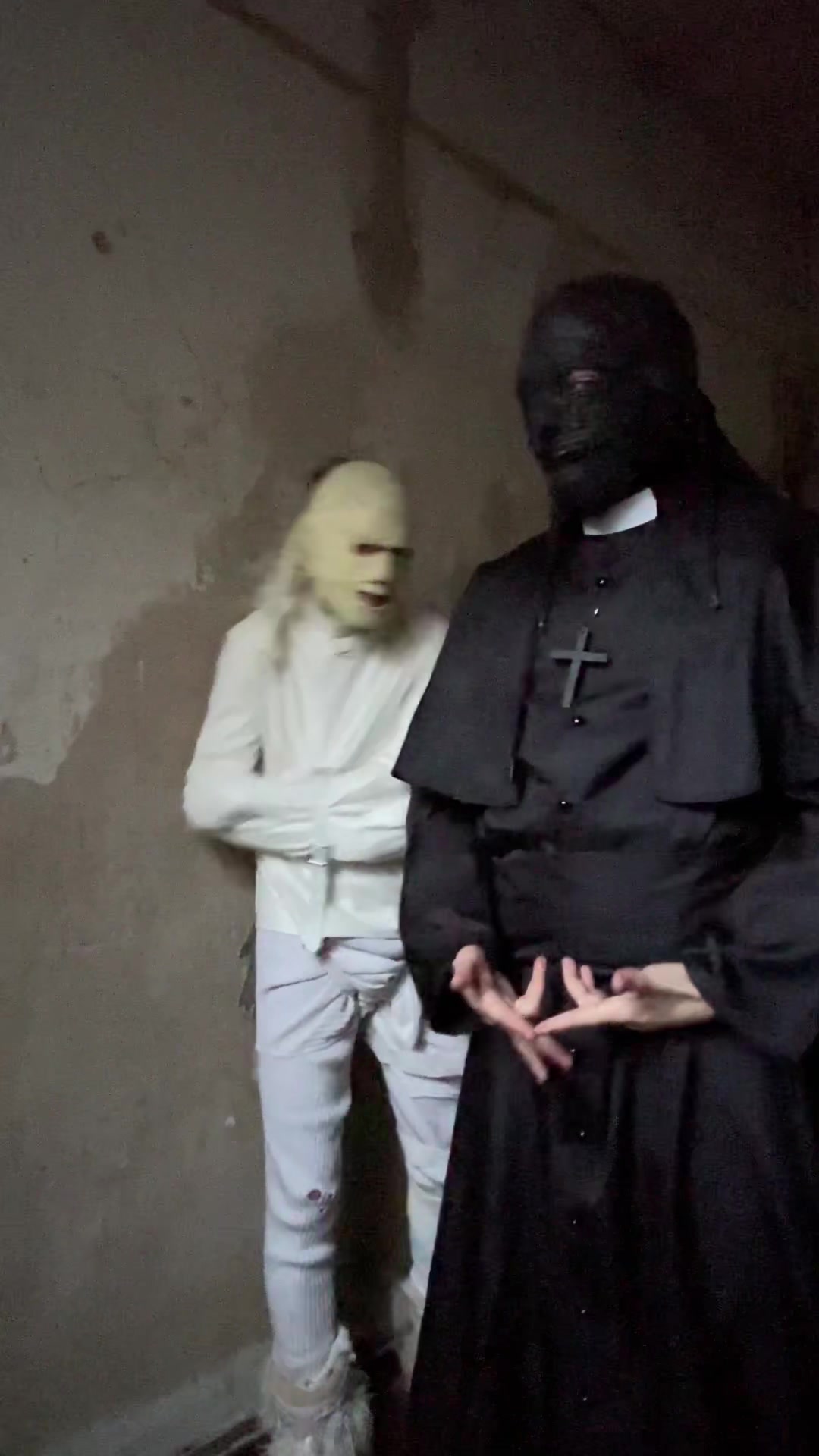 @hatemyface &dagger;