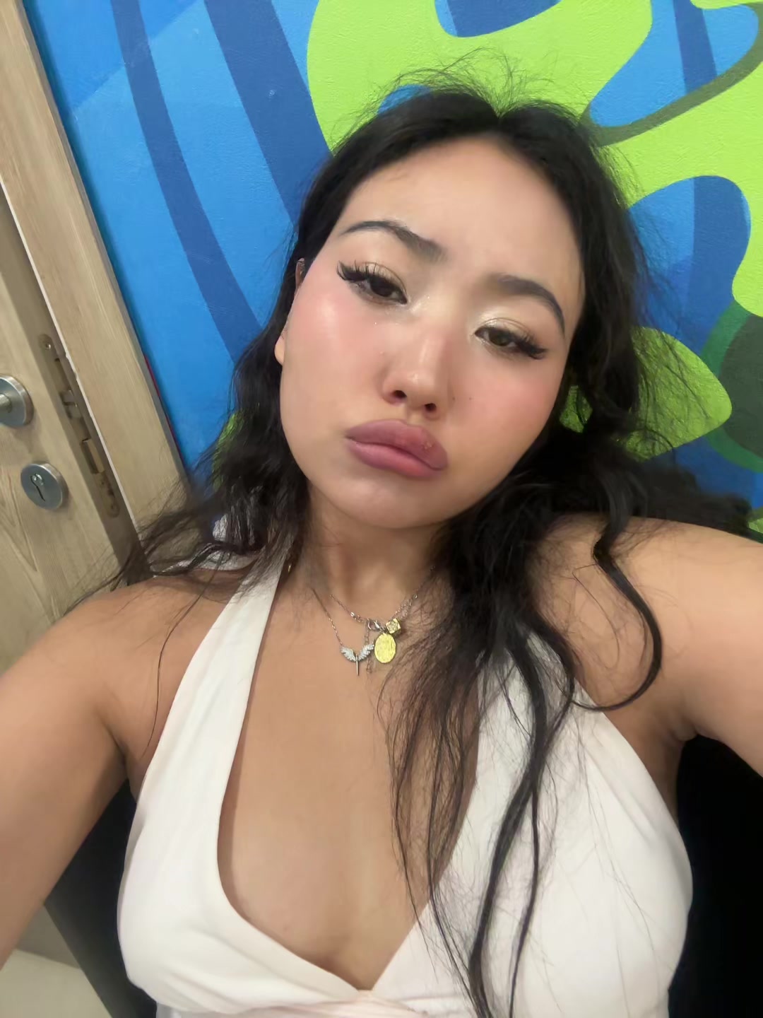 @Alika the&ensp;goddess