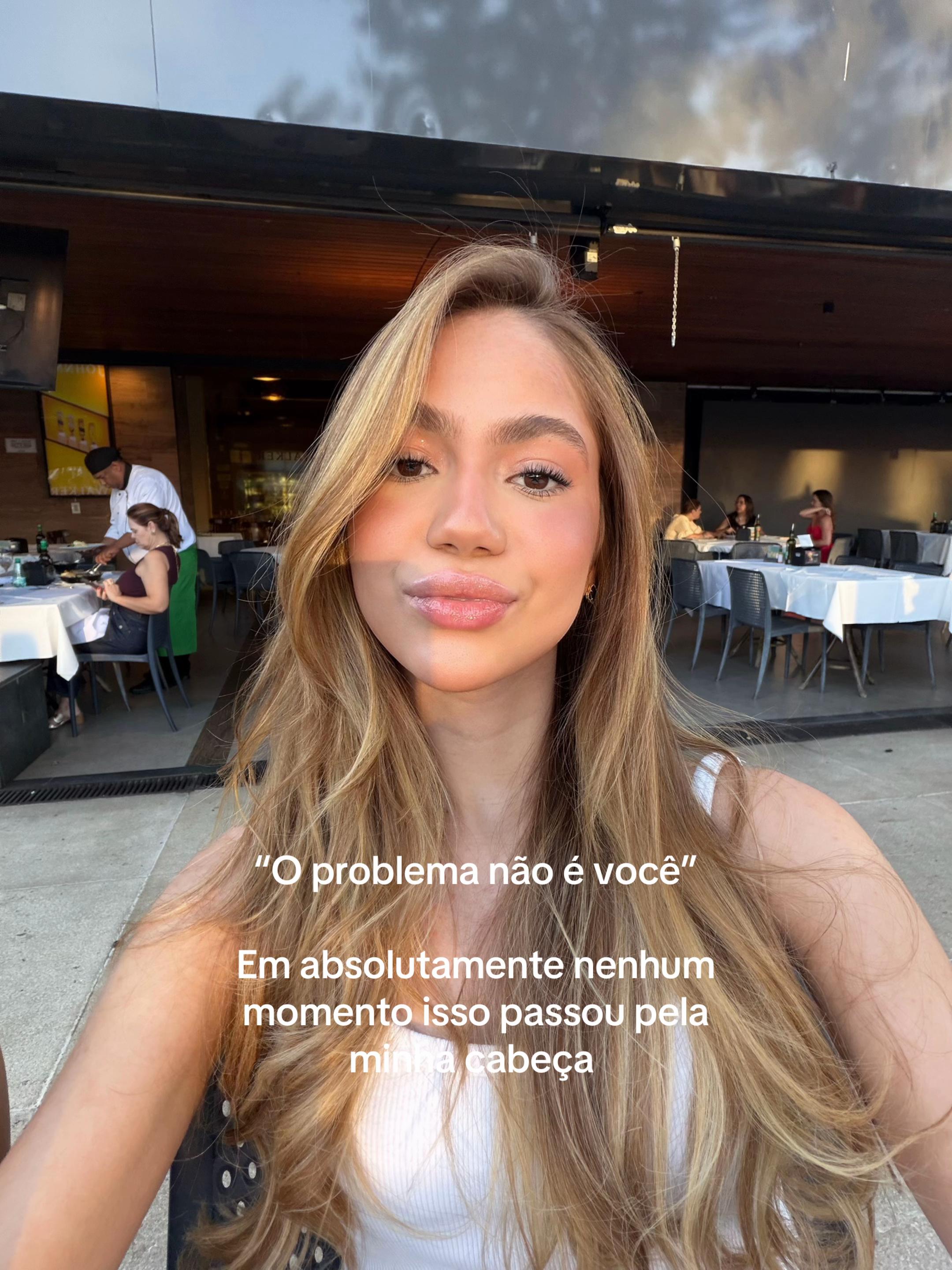 @Maria Vit&oacute;ria Veloso