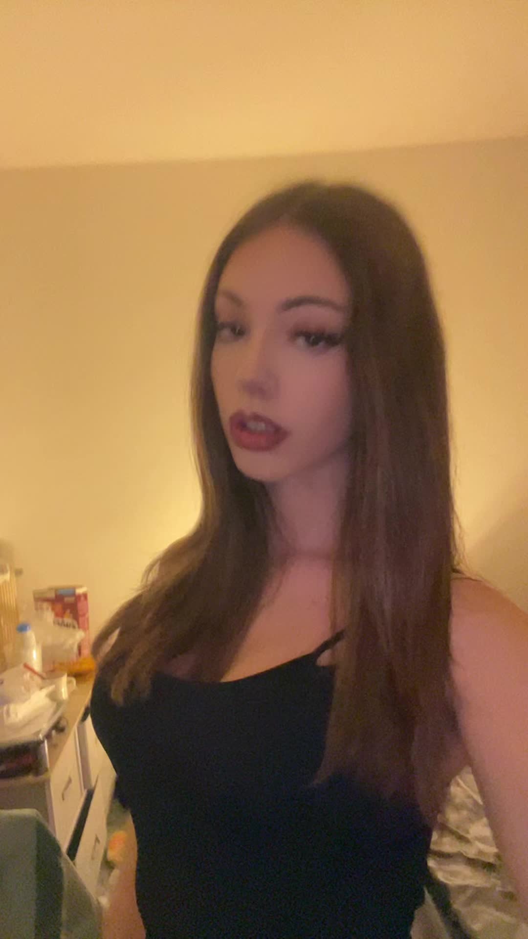 @𝓮𝓷𝓸_𝓽𝓮𝓼𝓸𝓻𝓸 ✨🖤