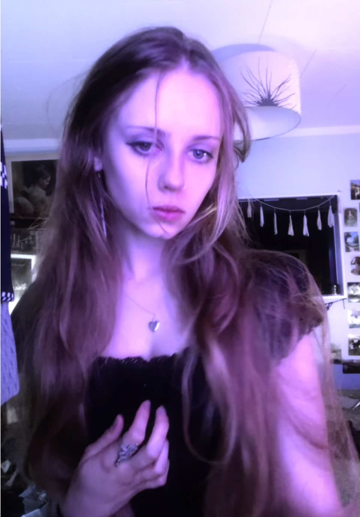 @Lo