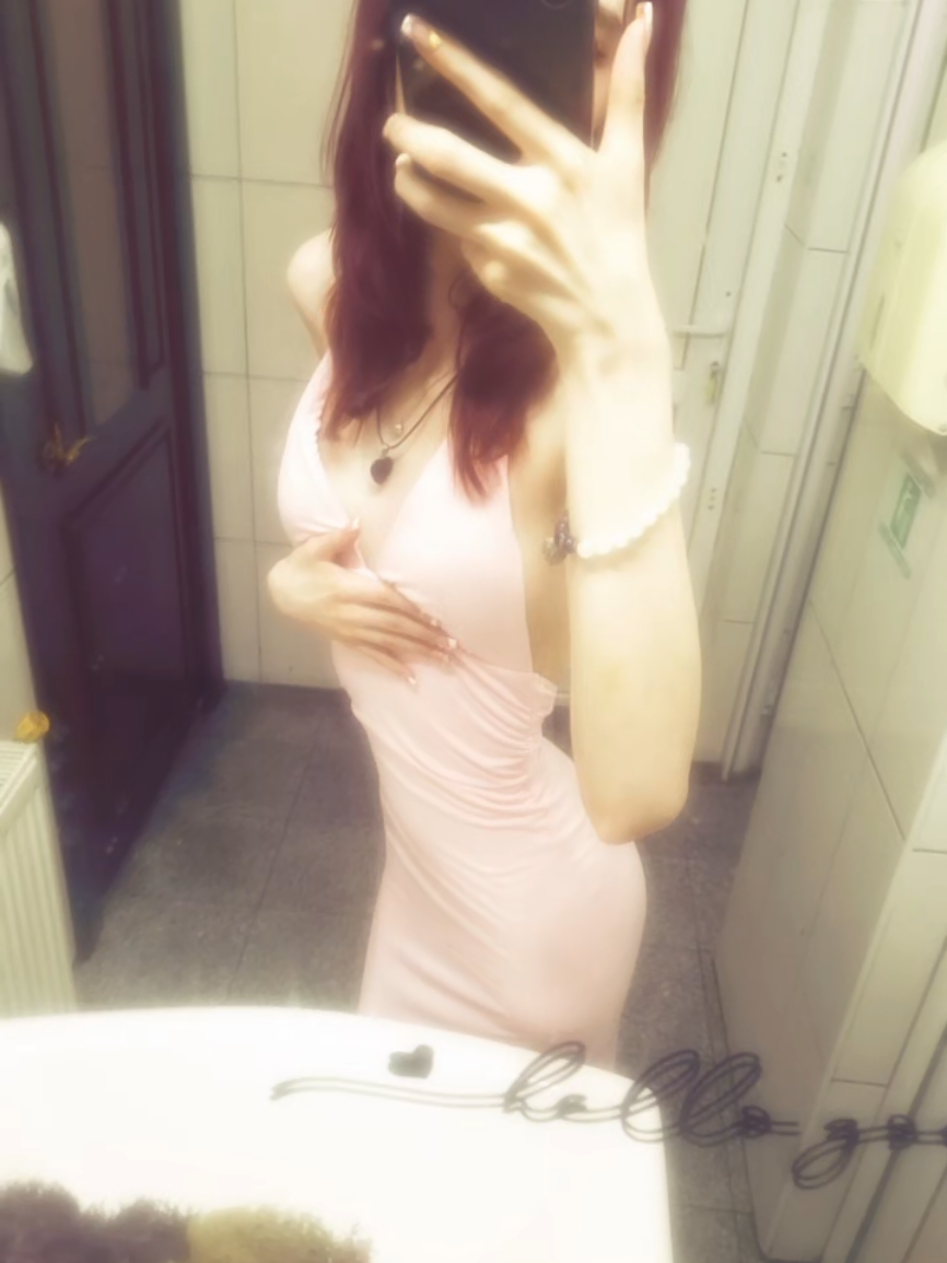 @𝓴𝓲𝓼𝓼 𝓶𝒆 ♰