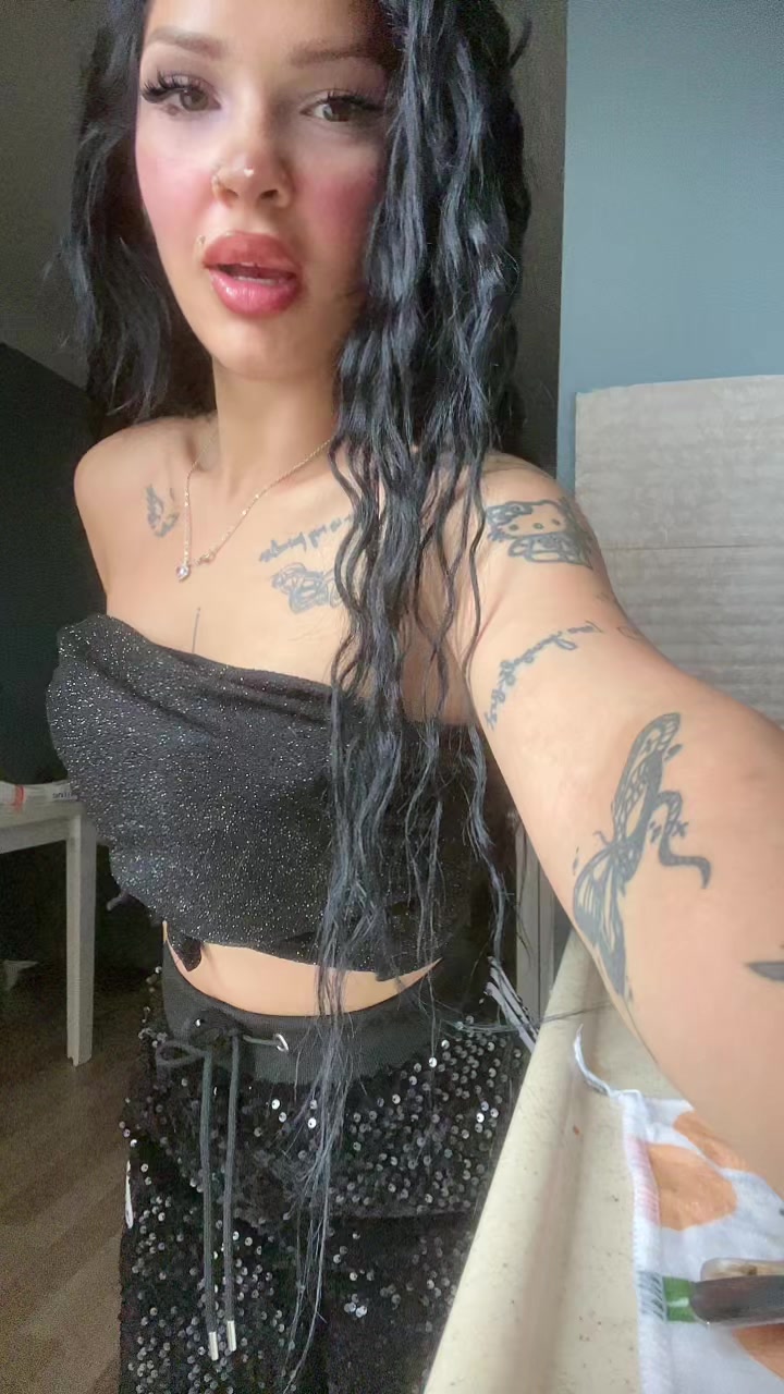 @Eceazra