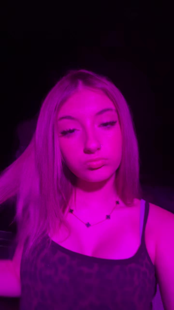 @𝒜𝓋ℯ𝓈&hearts;︎