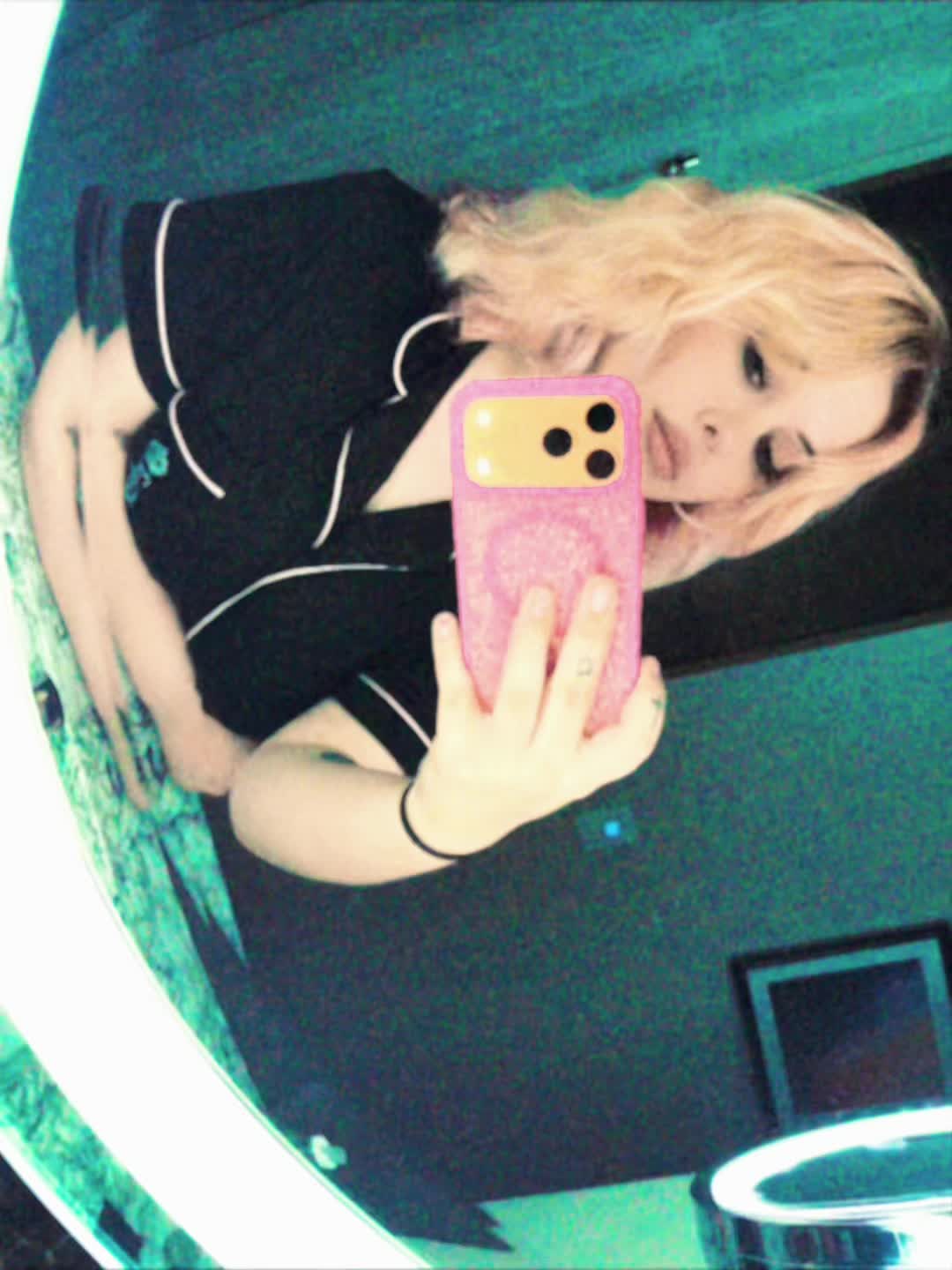 @kuromispookibaby