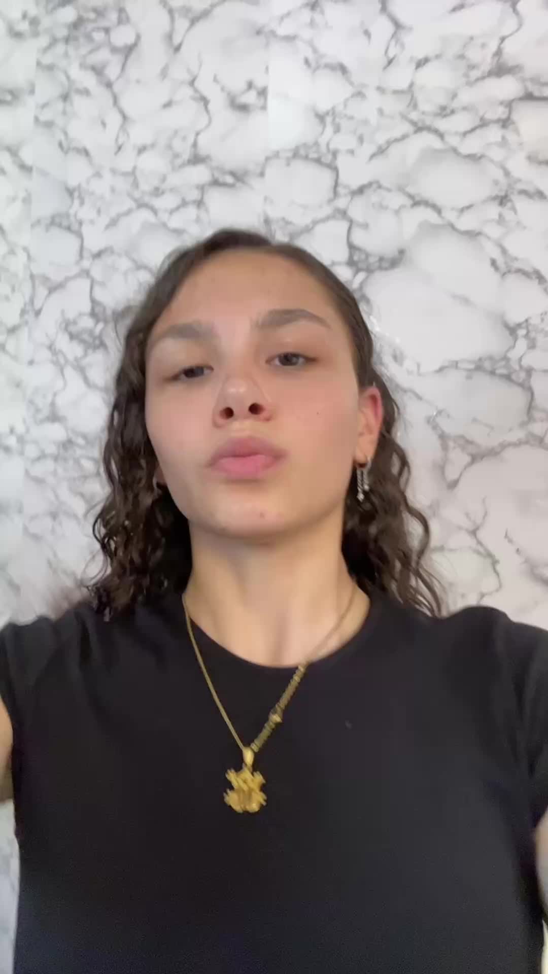 @✅🙀