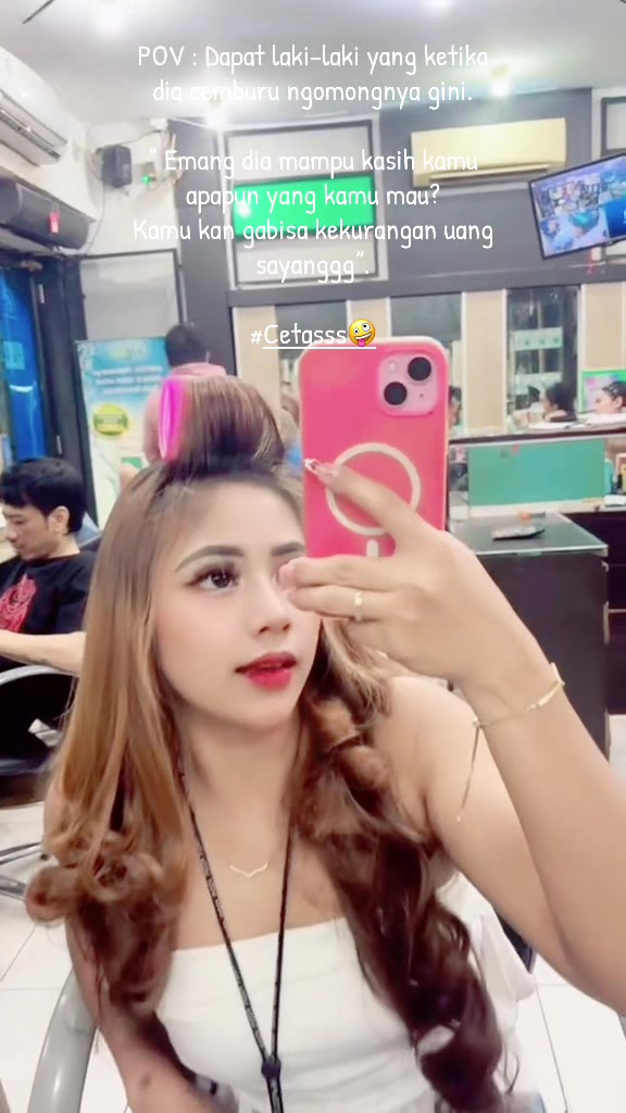 @👑Wanita Idamanmu👅