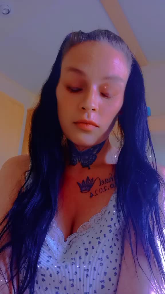 @🔥𝒩𝒾𝓀𝒾𝓉𝒶ℬ𝓊𝓉𝓉ℴ𝓃𝓈🔥