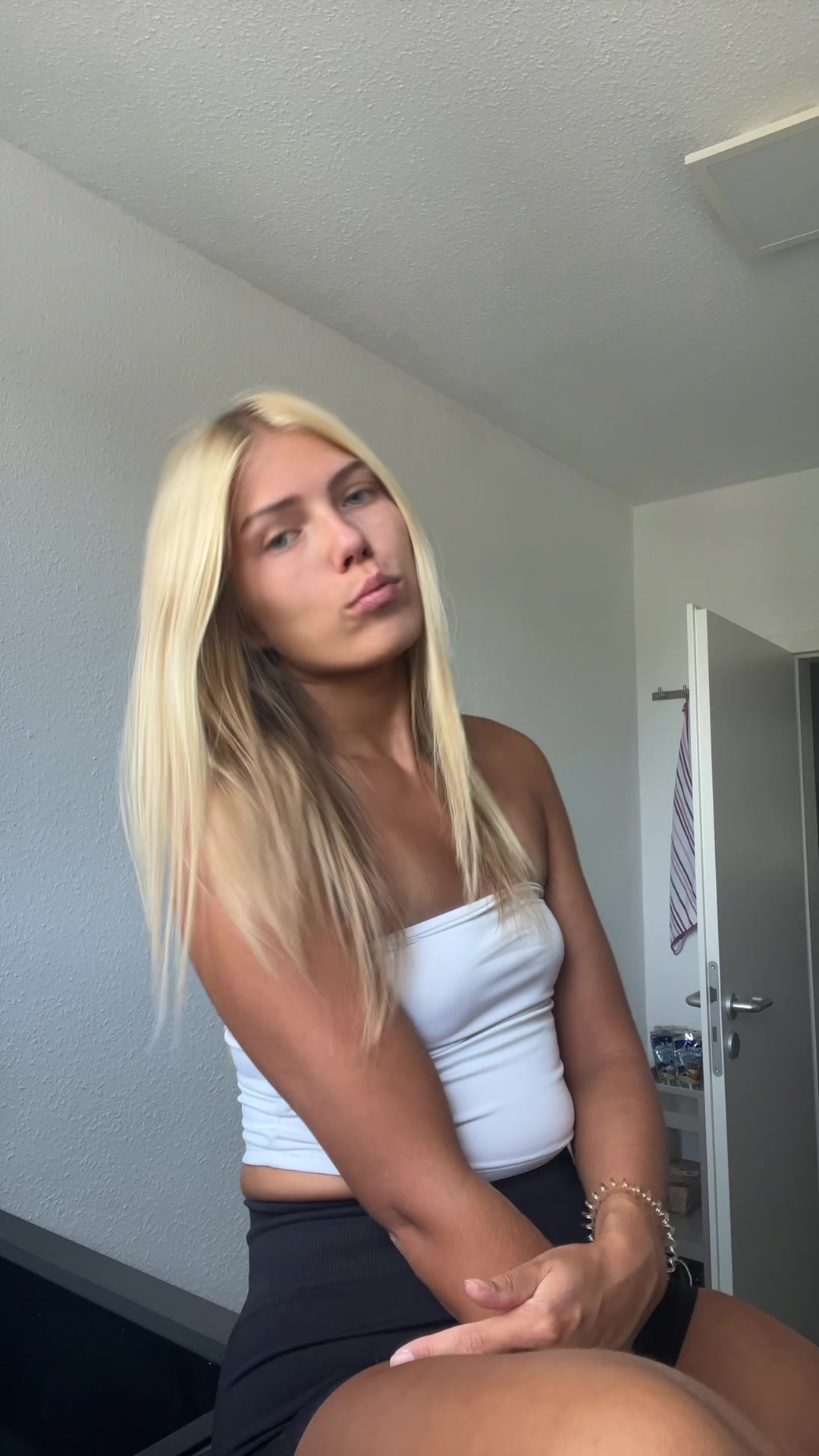 @sinaangelina