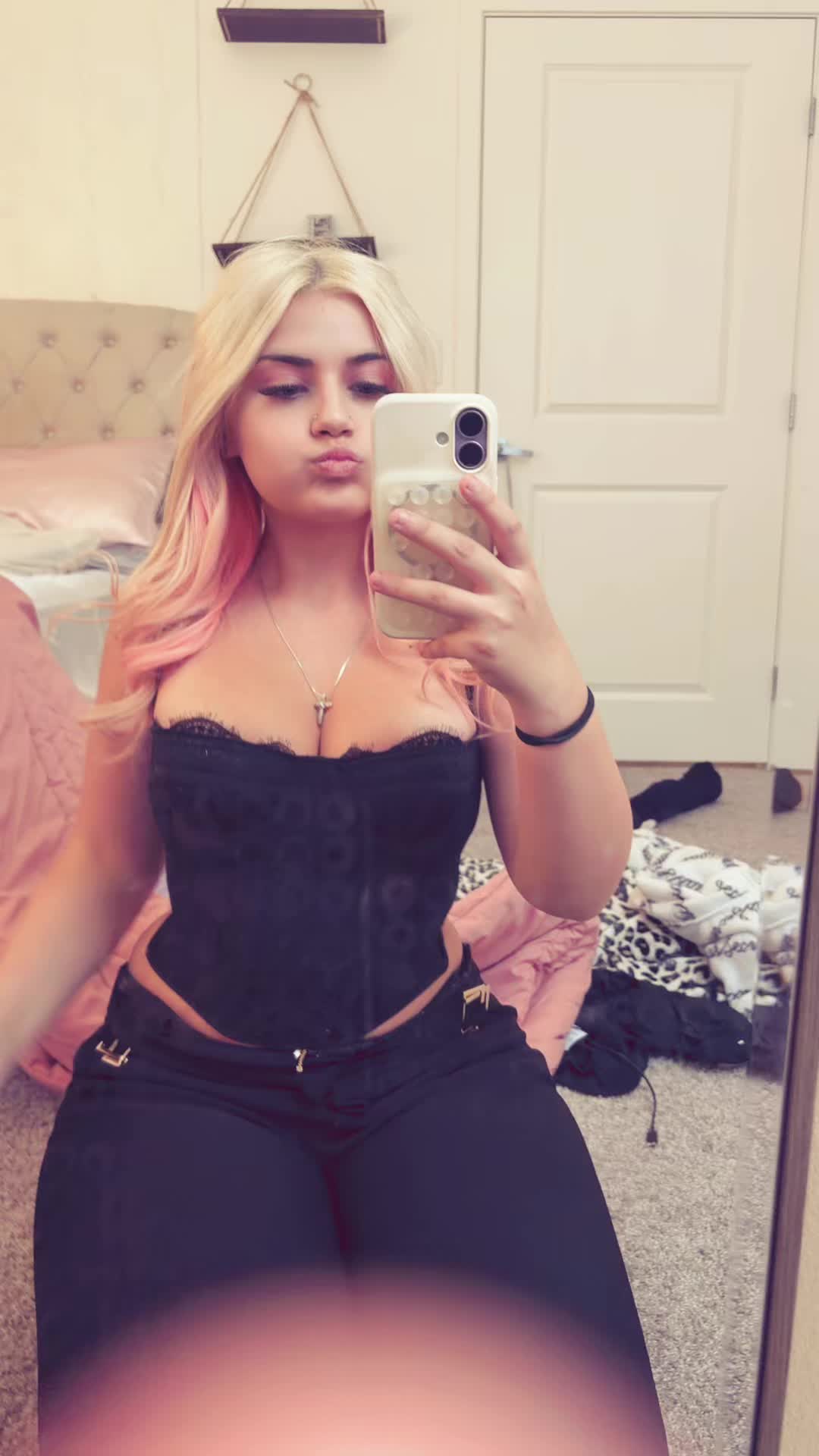 @Olivia💋