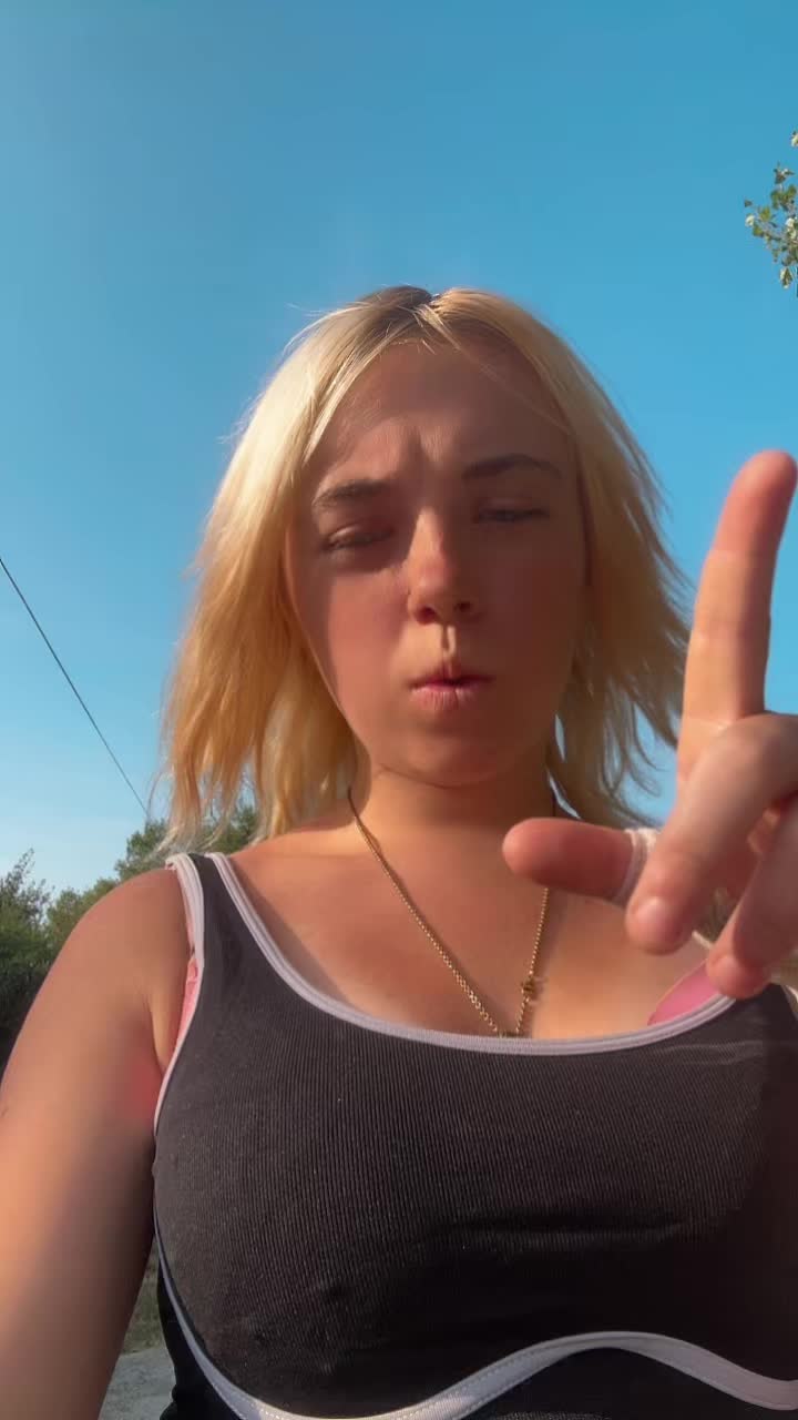 @𝐋𝐢𝐥𝐥𝐲 𝐦𝐚𝐞