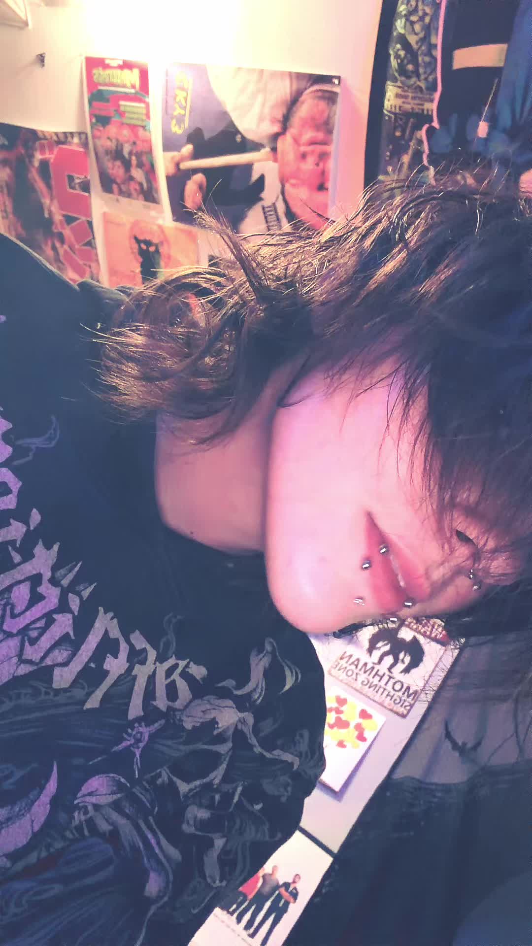 @t4tes1xx