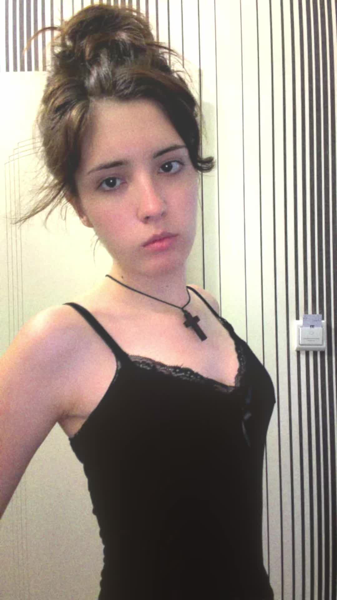 @𝓐𝓷𝓲𝓽𝓽𝓪🦇
