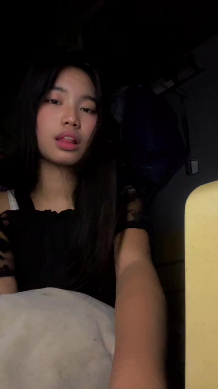 @chloe