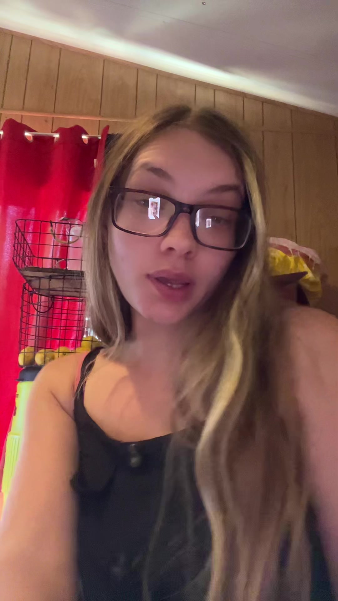 @ItsAshleyBZ