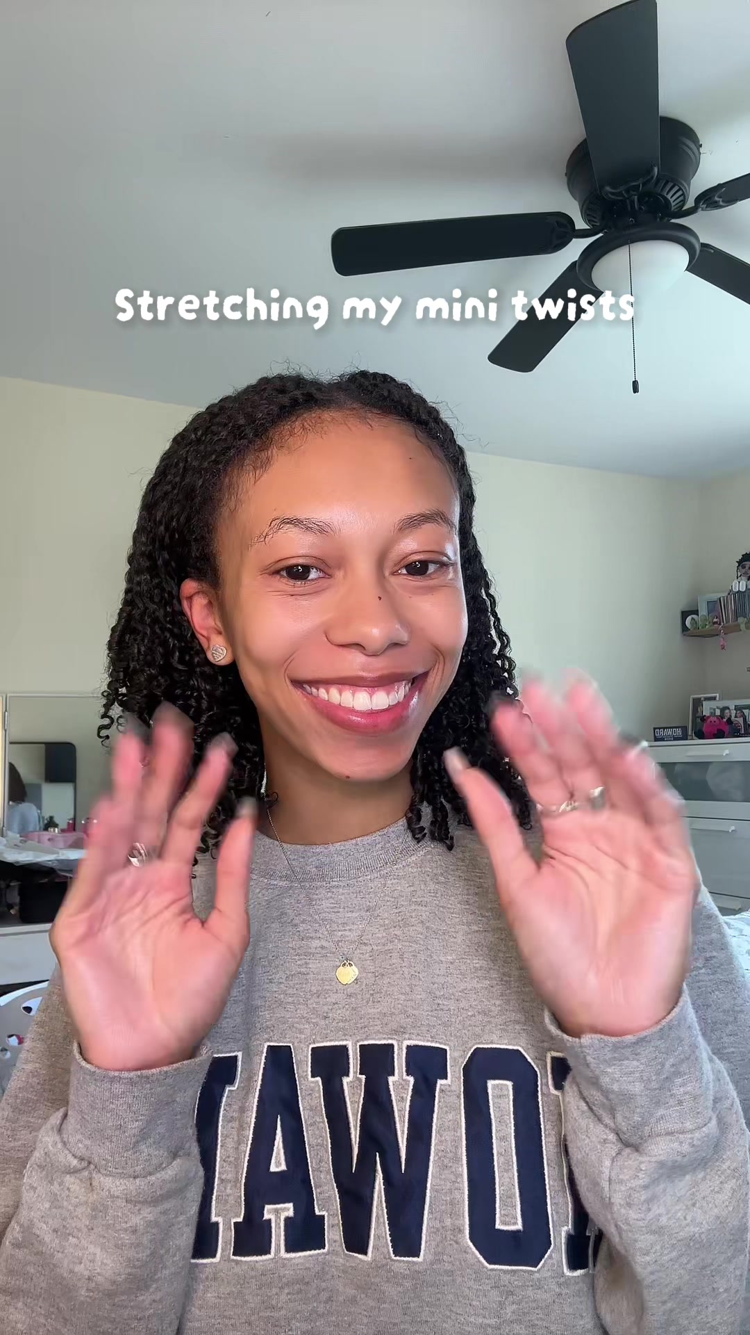 @AYSIA NICOLE
