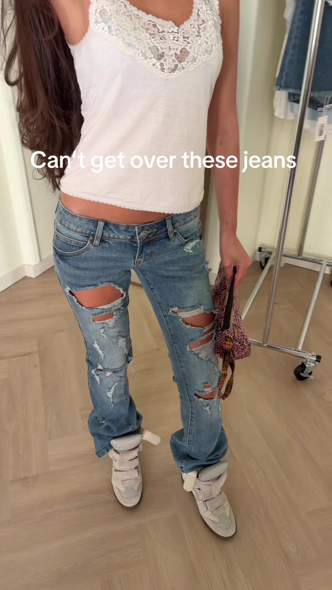 @Julianastudios