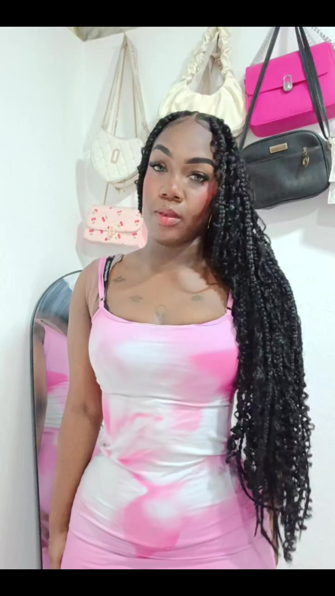@Lalinda.Mey
