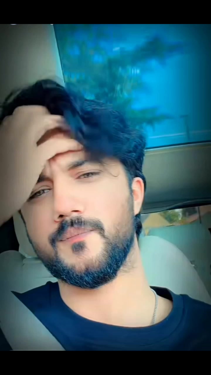 @Mr and Mrs Hussain tareen &hearts;️😍