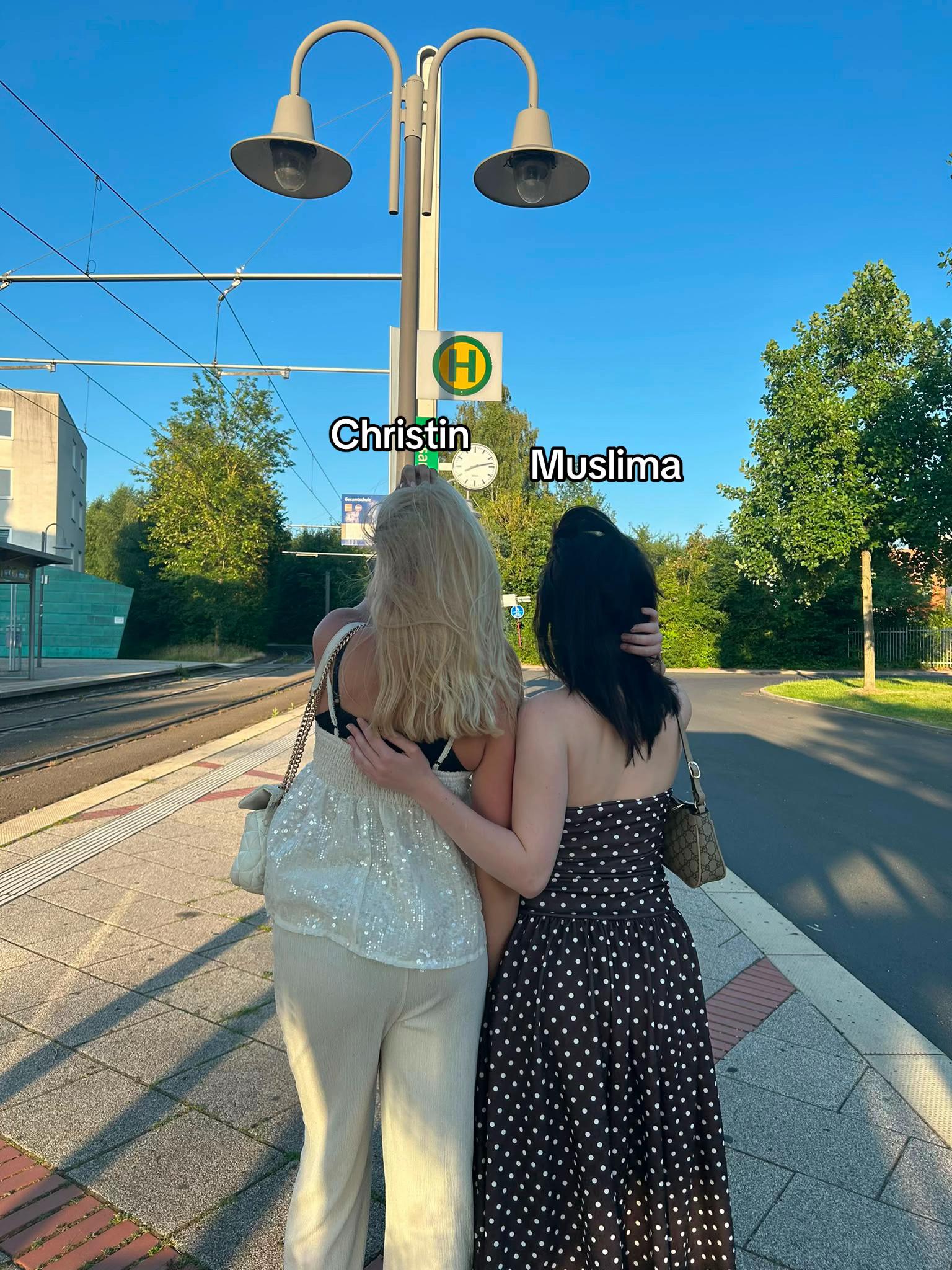 @𝒞ℯ𝓁𝒾𝓃ℯ