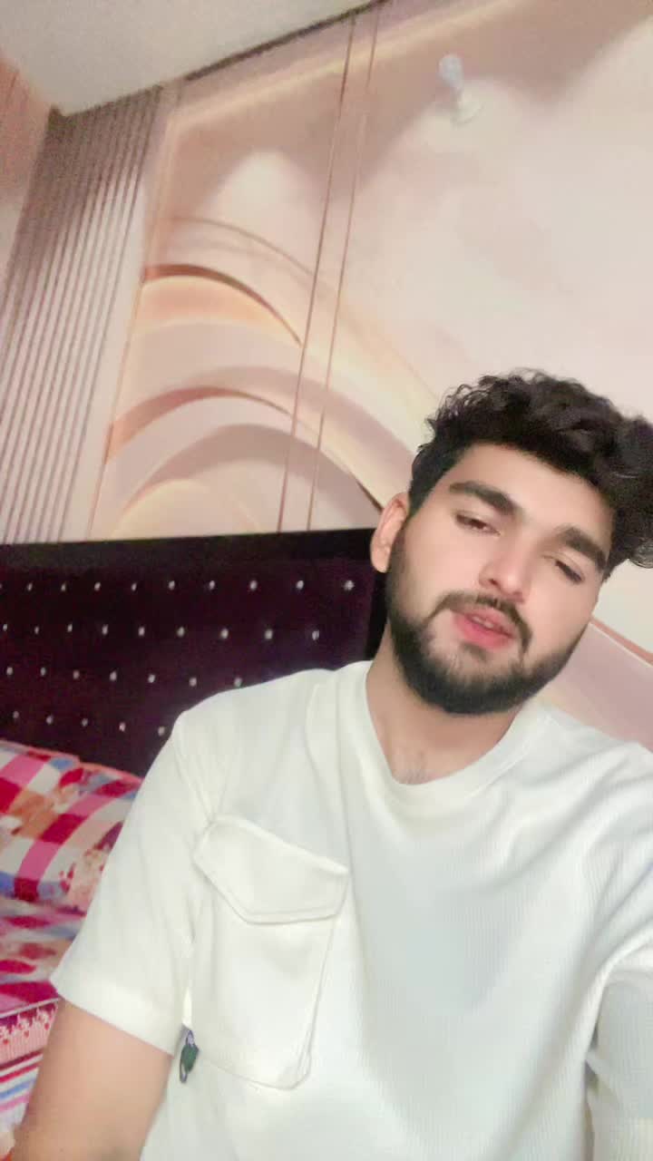 @ملک علی حمزہ اعوان 💸