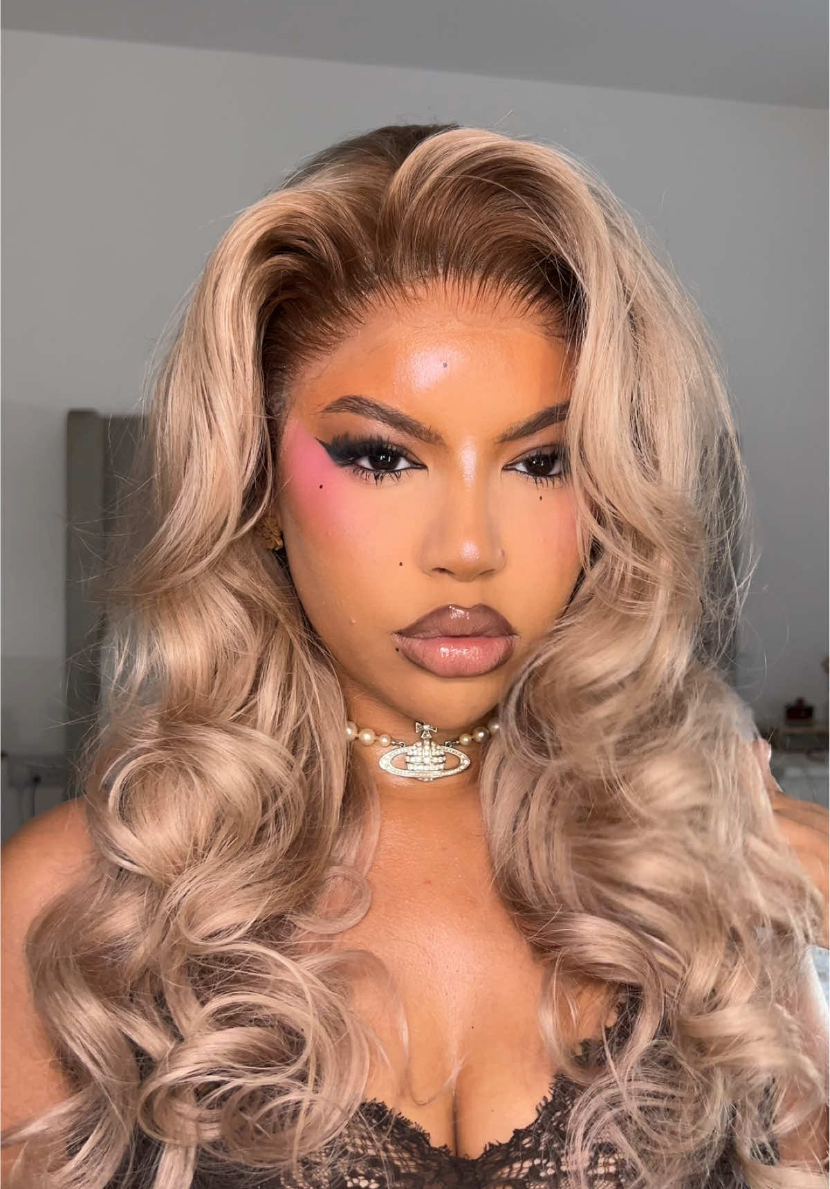 @inezblanchettee