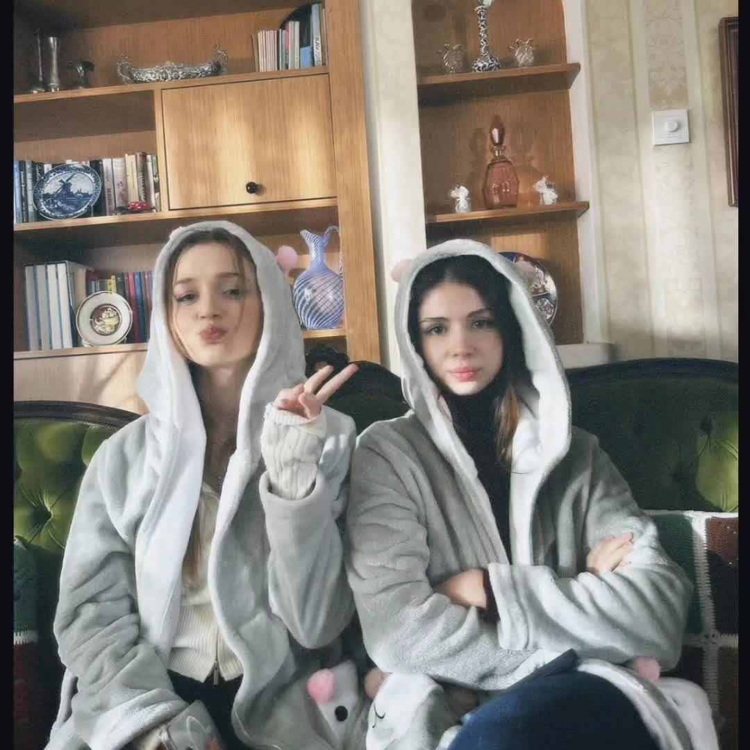 @☾