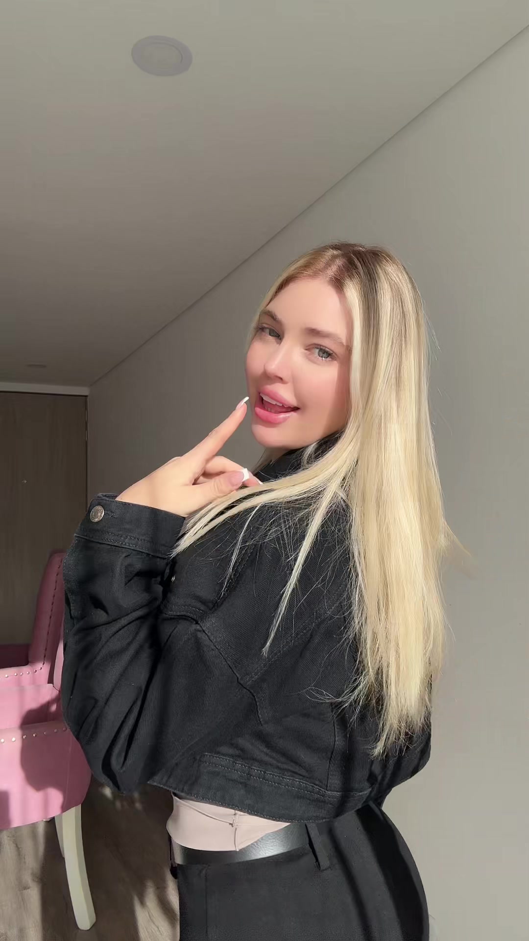 @larusayanaclips