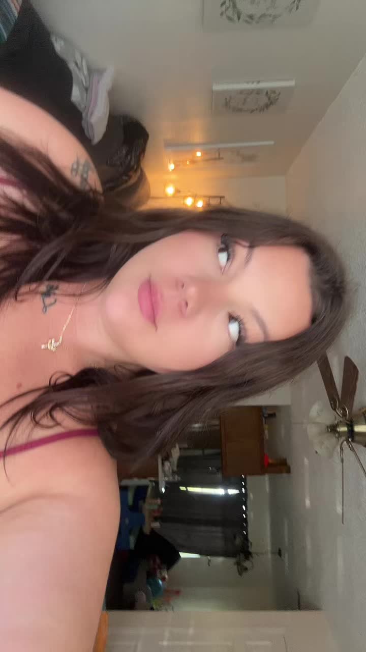 @ⒽⒶⓎⓁⒺⒺ 🦋