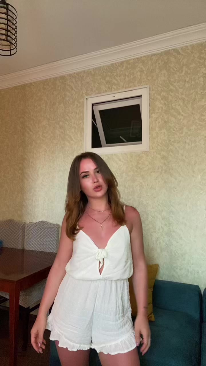 @🦋