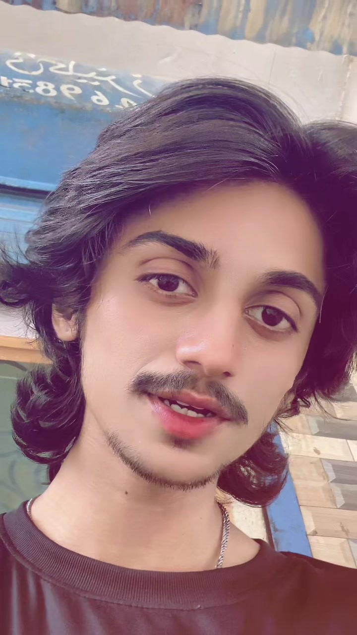@MOoN🕶️🤏