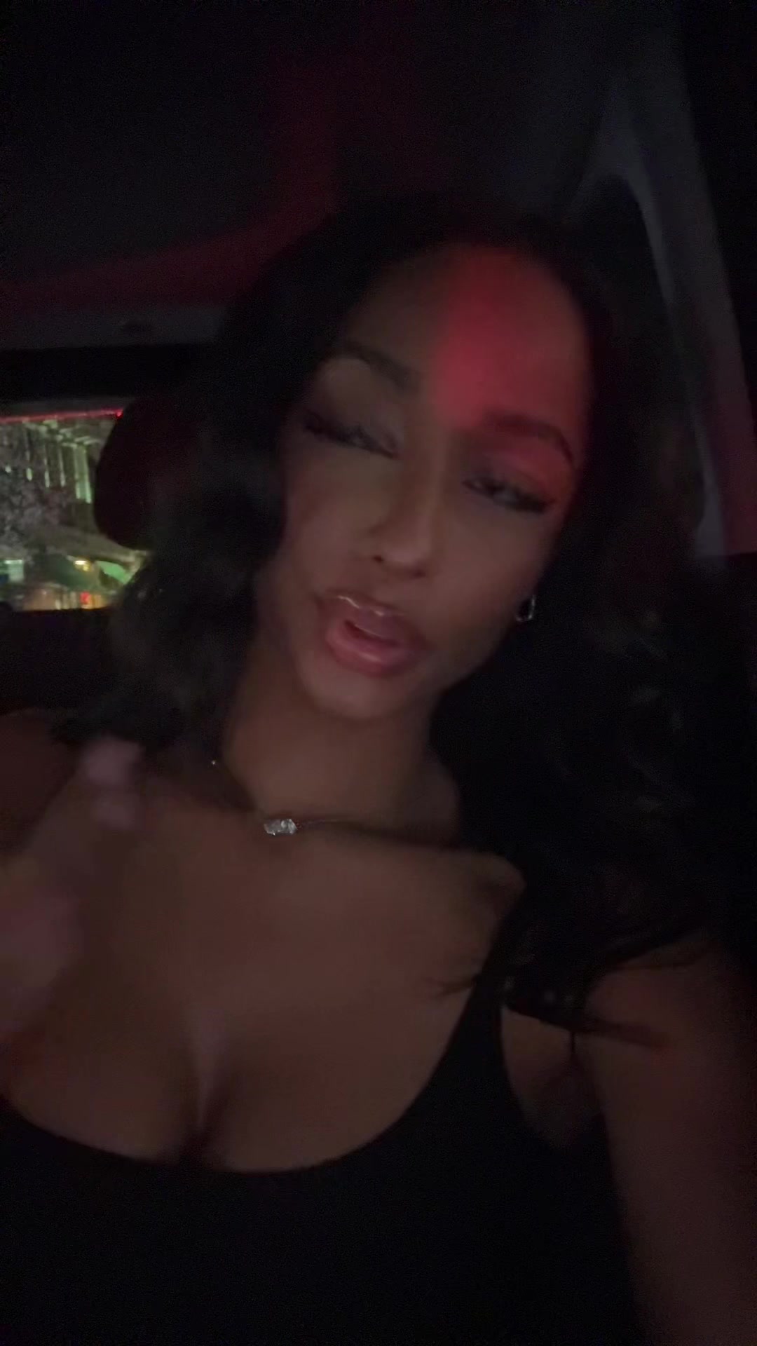 @yasminlara