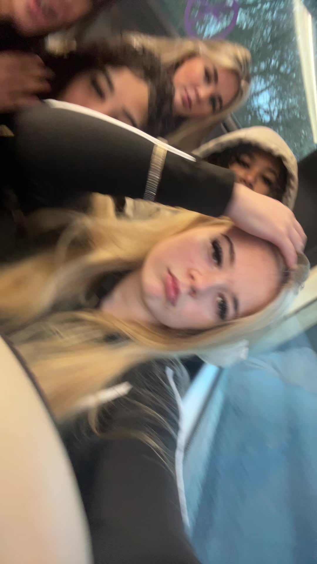 @poppykobrien