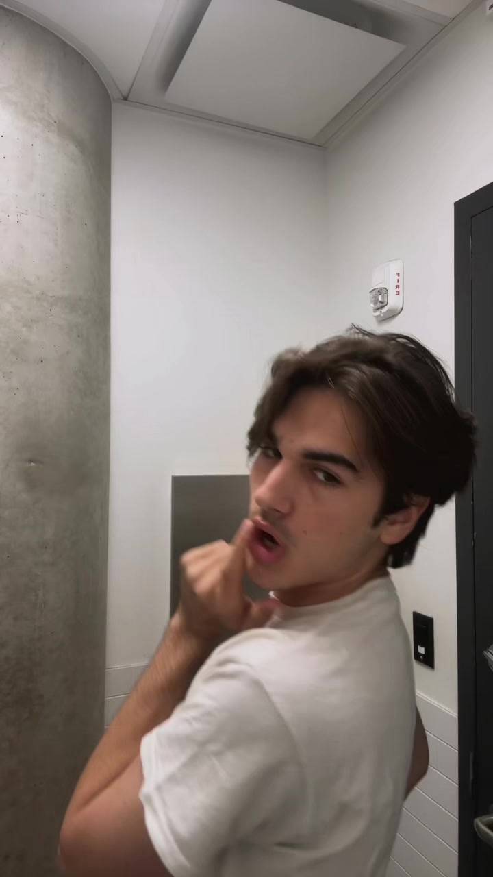 @roman