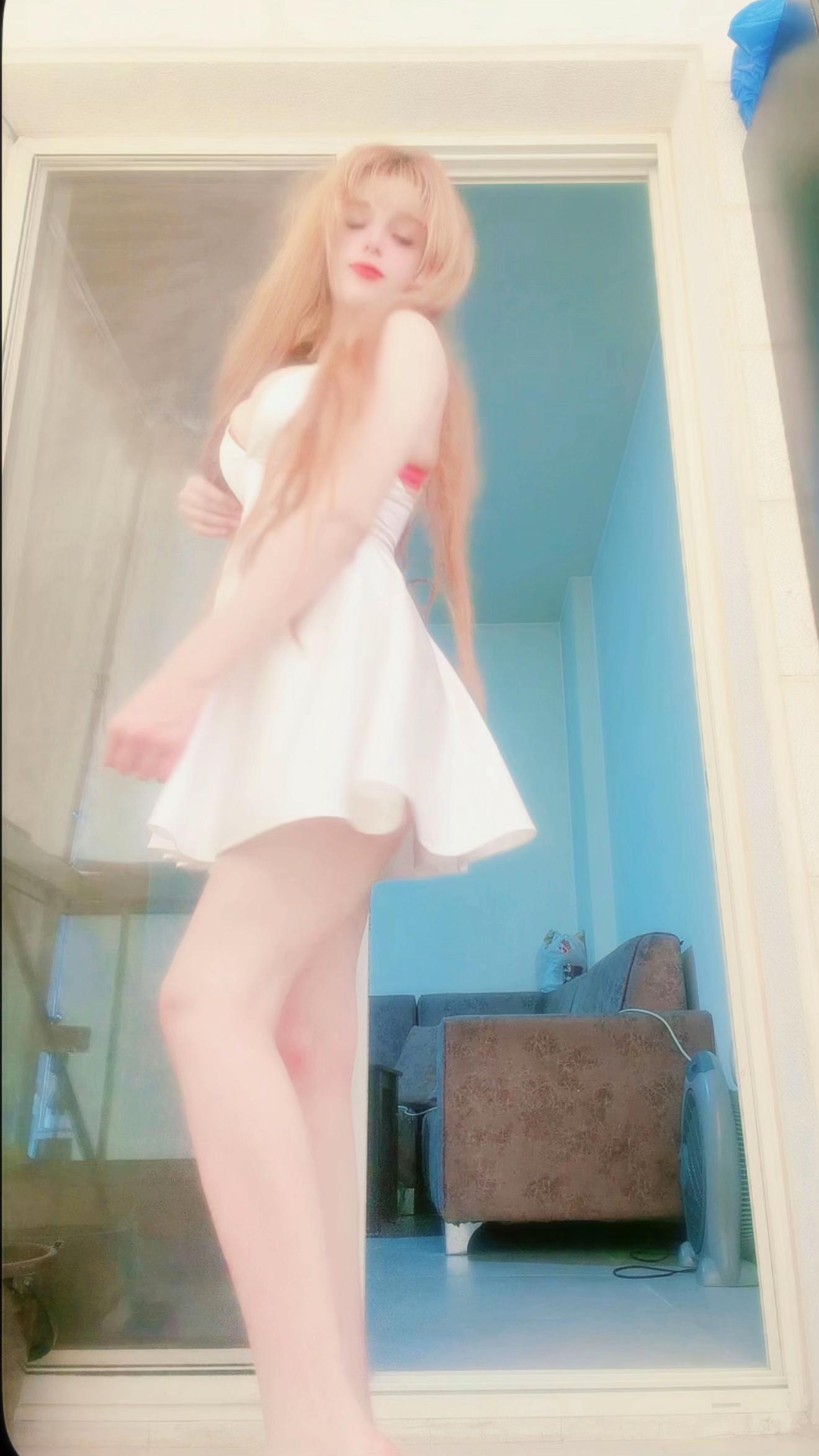 @Sellen777