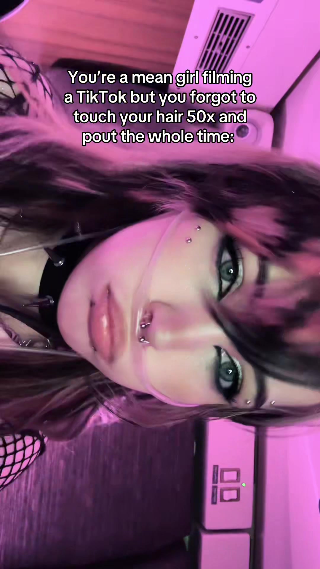 @UwU
