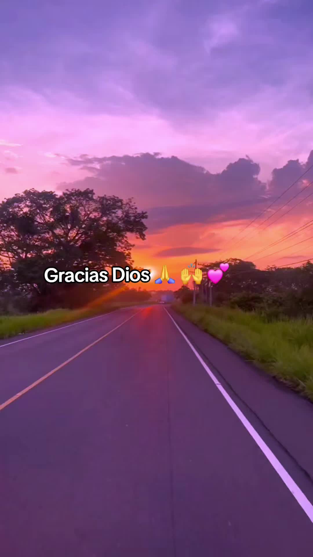 @R. La Voz Latina En Usa