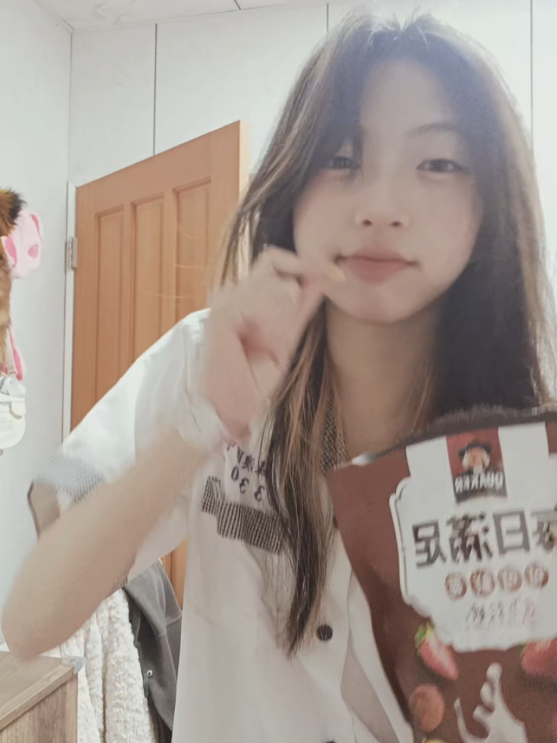 @★-5可歆-★💫